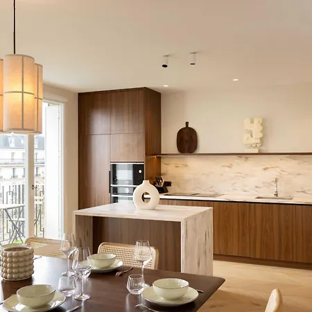 Spacious - 3br-8p - Eiffel Tower Apartment Paris